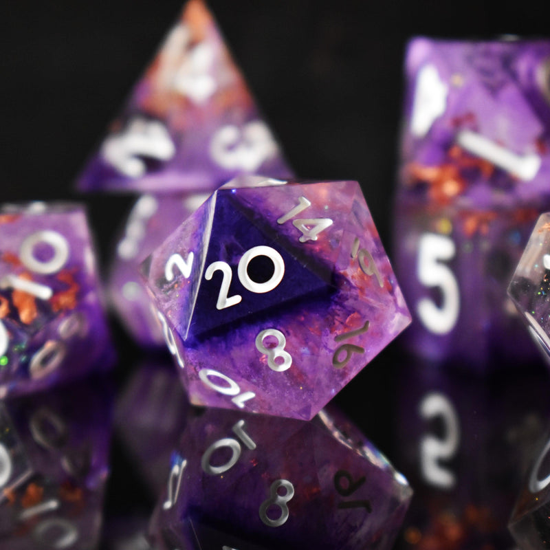 Load image into Gallery viewer, Crown of Madness Sharp-Edged Resin Dice Set
