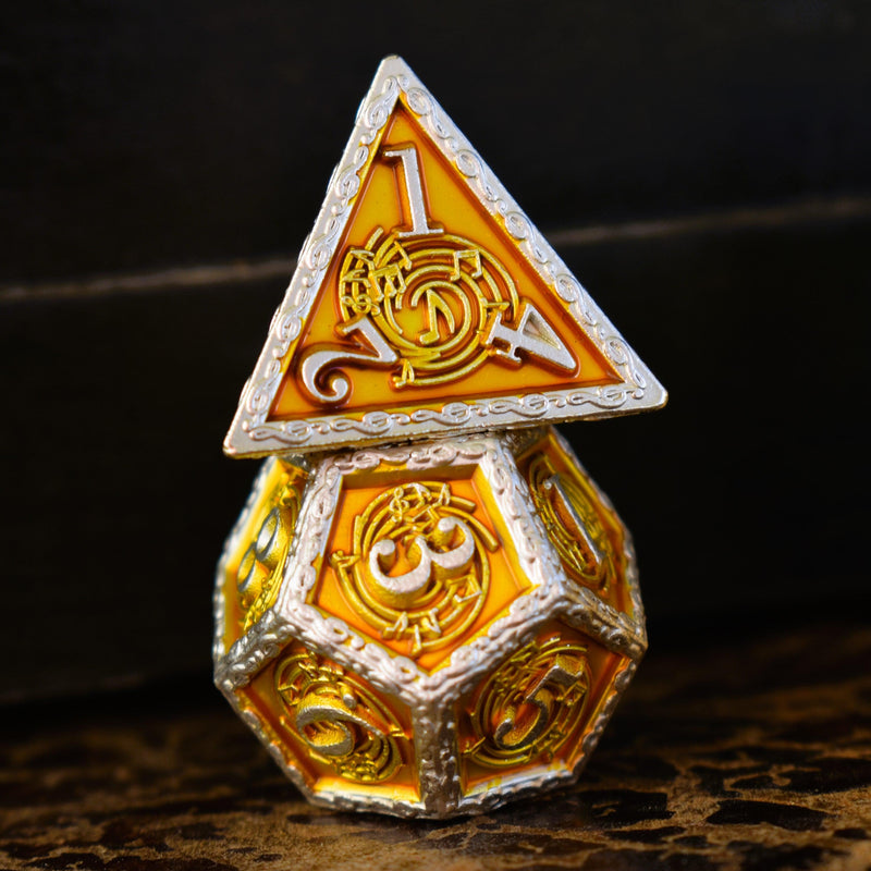 Load image into Gallery viewer, Ballad of the Bard Gold and Silver Metal Dice Set
