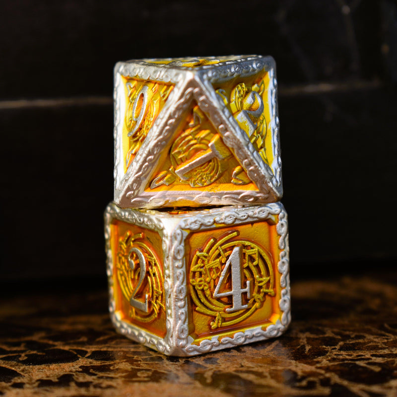 Load image into Gallery viewer, Ballad of the Bard Gold and Silver Metal Dice Set
