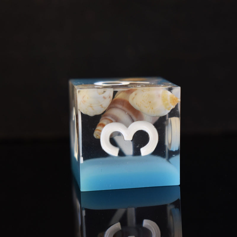 Load image into Gallery viewer, Tide Pool Sharp-Edged Resin Dice Set
