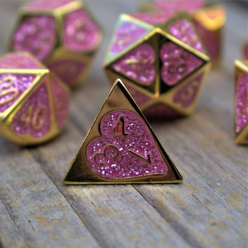 Load image into Gallery viewer, Maiden Lillian&#39;s Heart Metal Dice Set
